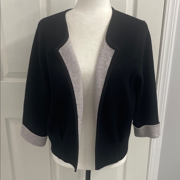 Tristan Sweaters - Tristan Blk & Grey Open Front Cropped Cardigan Bolero or Shrug  3/4 Sleeve Sz L